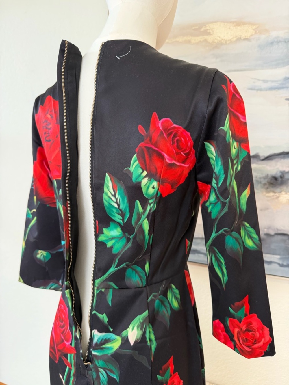 Black Sheath Dress Red Rose
Print Elegant Floral Midi - Designer Inspired - Picture 8 of 16